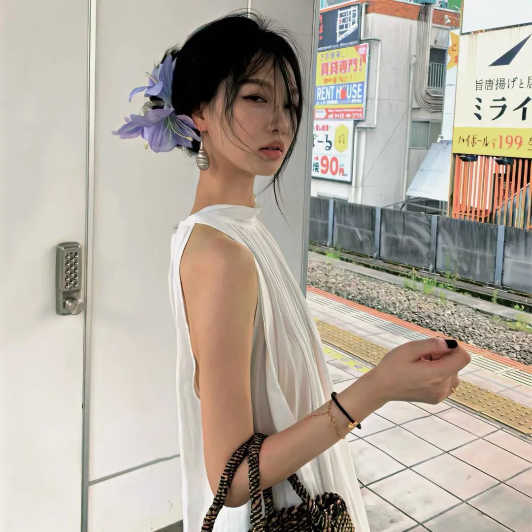 他夏天住在楼下